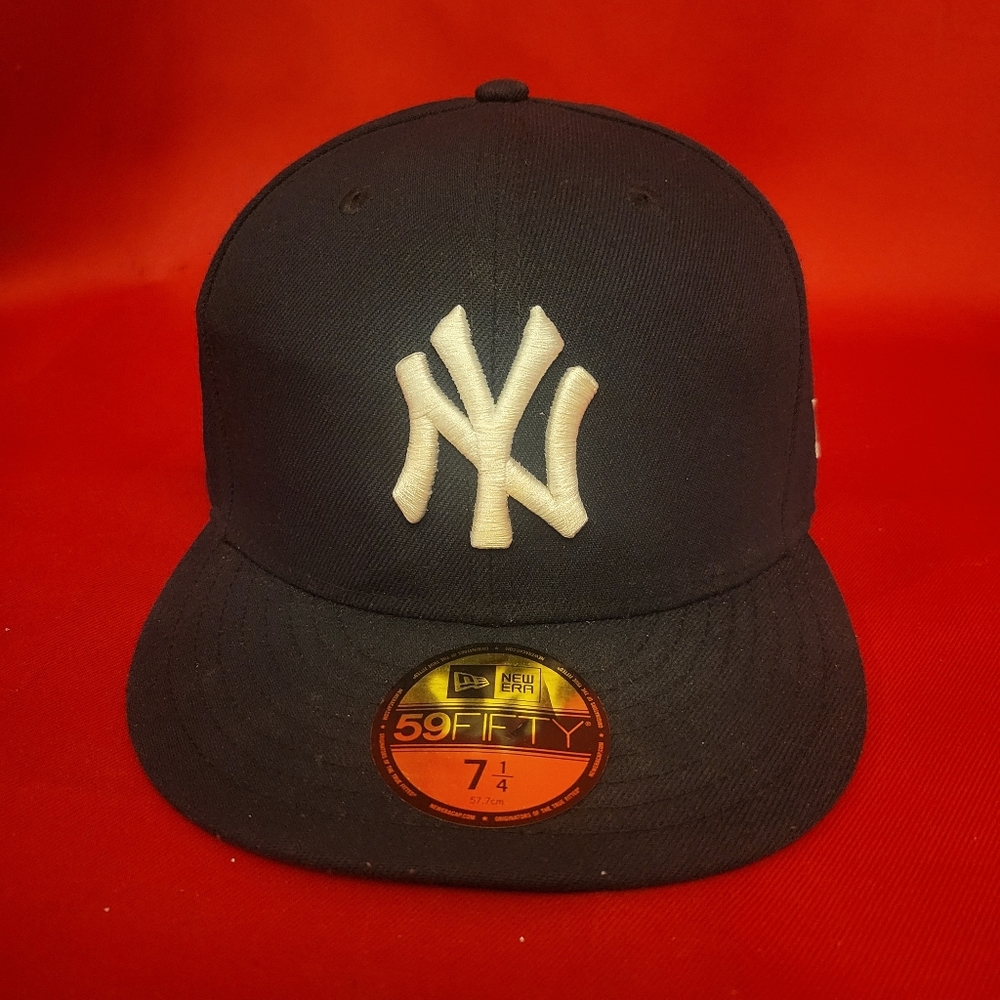 New Era Navy Blue NY Yankees Cap